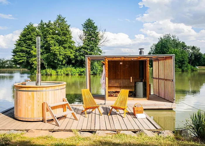 Rybnik Plovouci Sauna Glamping