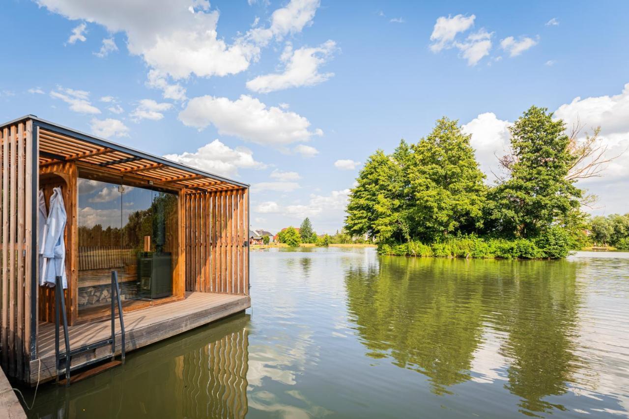 Rybnik Plovouci Sauna Glamping